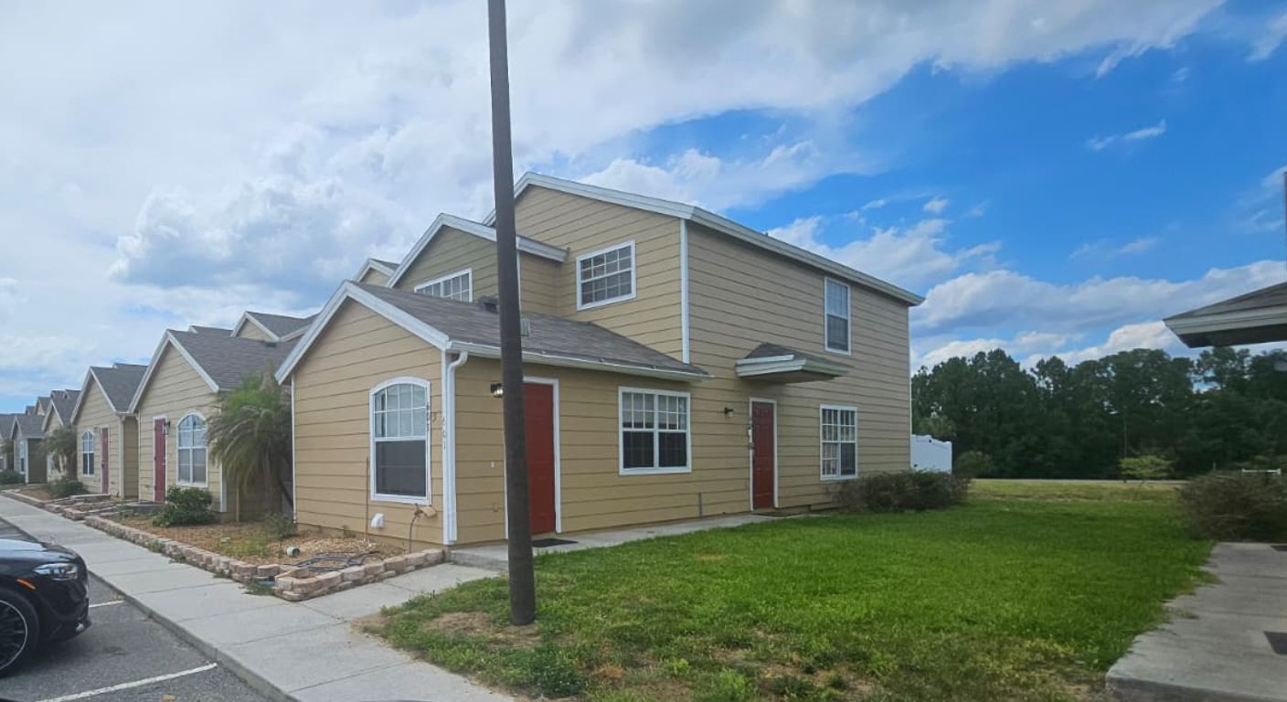 601 Washington Palm Loop - B
